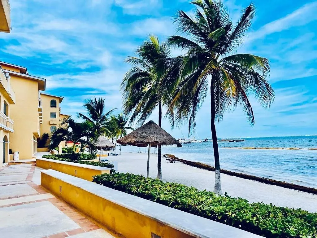 Punta Me Apartment Beach Front In The Hotel & Waterpark Cancún México