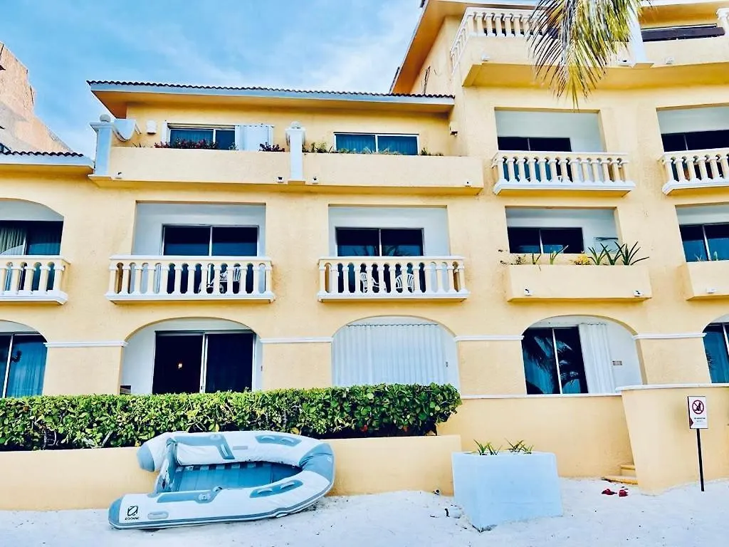 Punta Me Apartment Beach Front In The Hotel & Waterpark Cancún