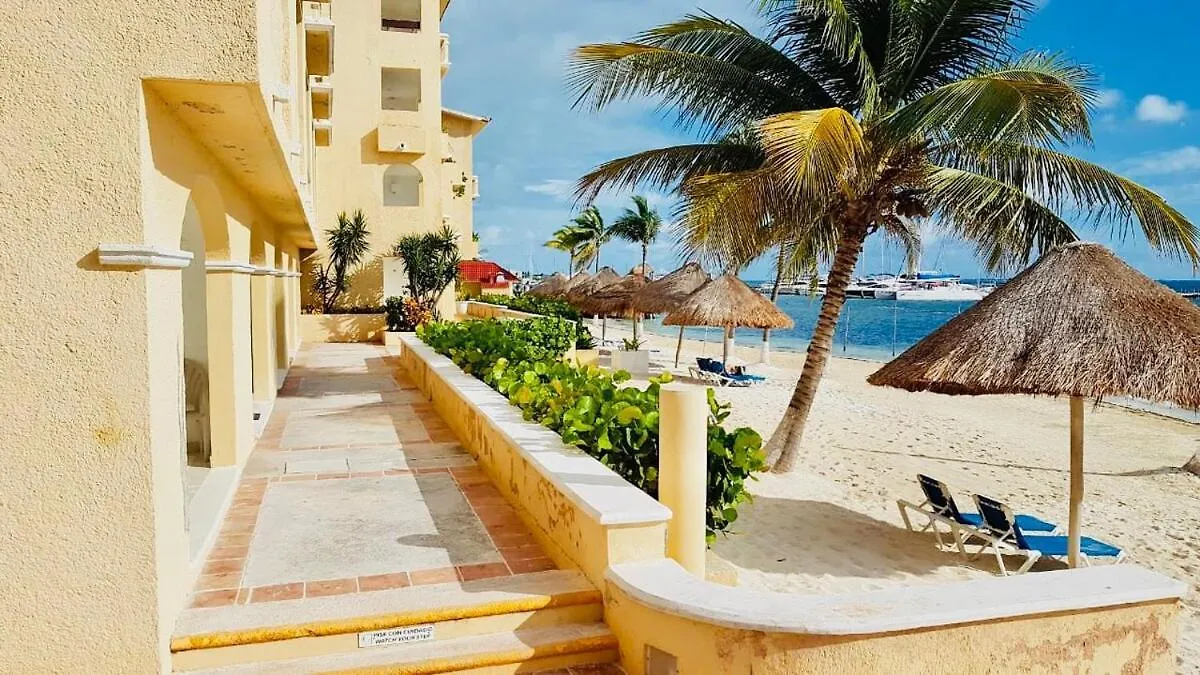 Punta Me Apartment Beach Front In The Hotel & Waterpark Cancun