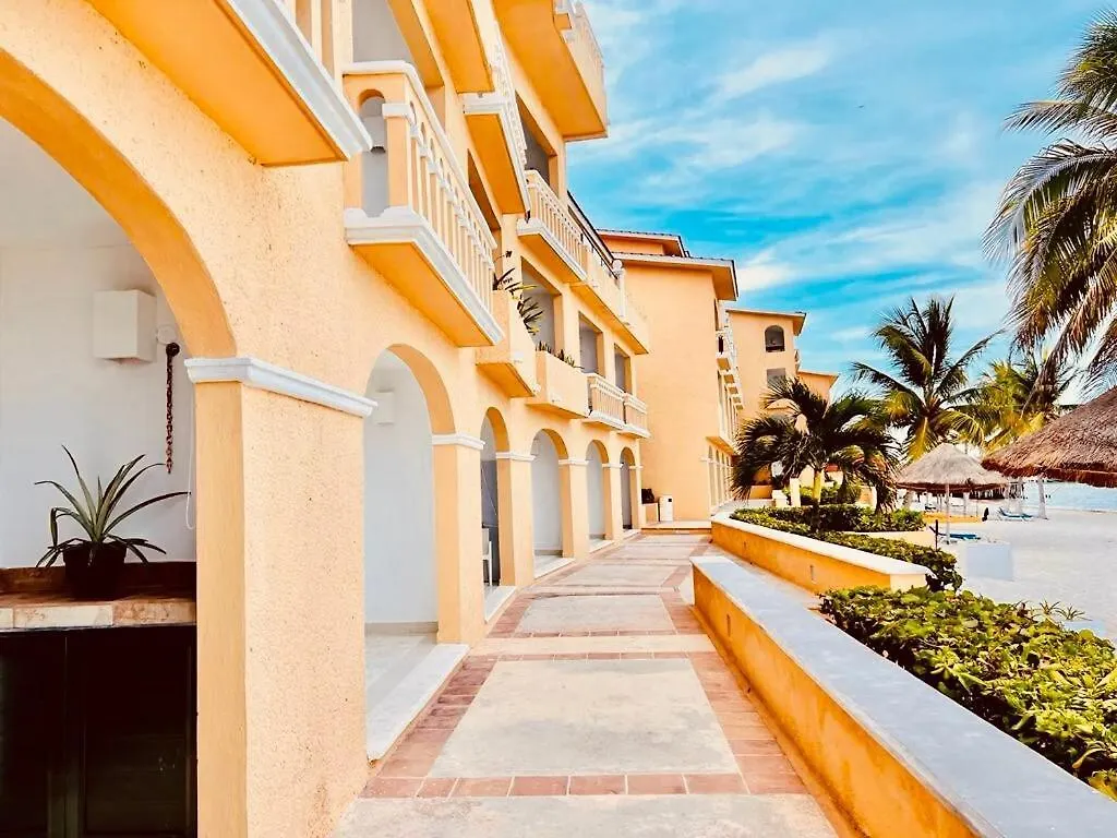 Punta Me Apartment Beach Front In The Hotel & Waterpark Cancun