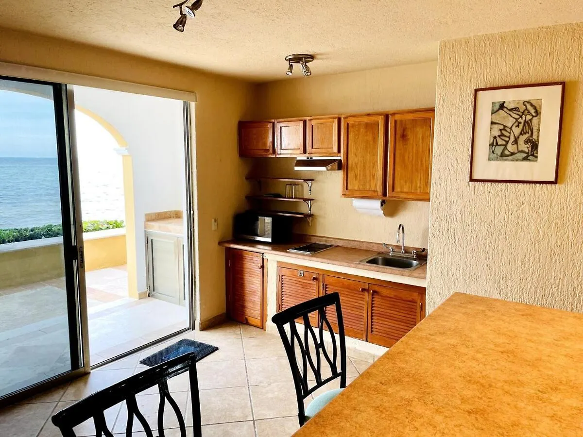 Punta Me Apartment Beach Front In The Hotel & Waterpark Cancun Mexico
